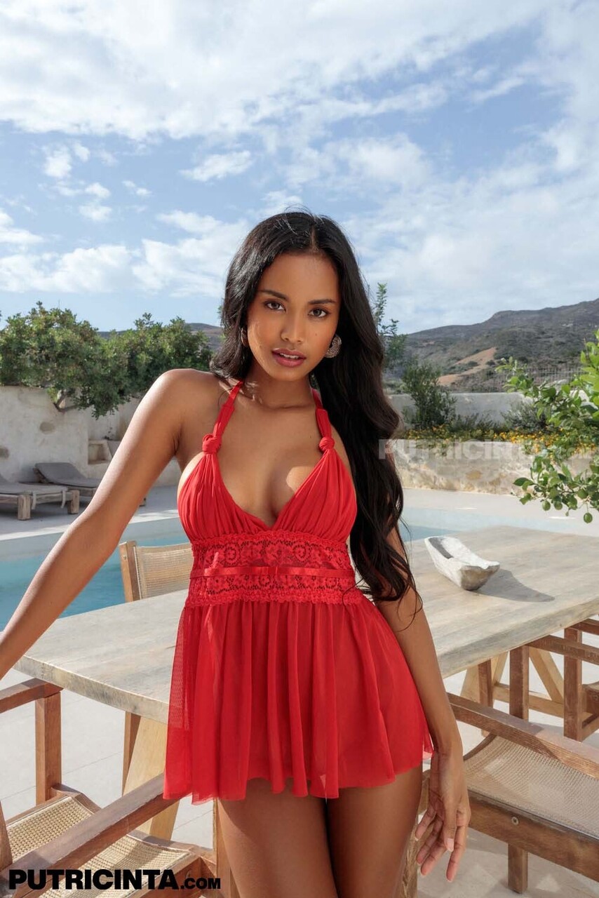 Putri Cinta Indonesian Babe Red Lingerie Tits