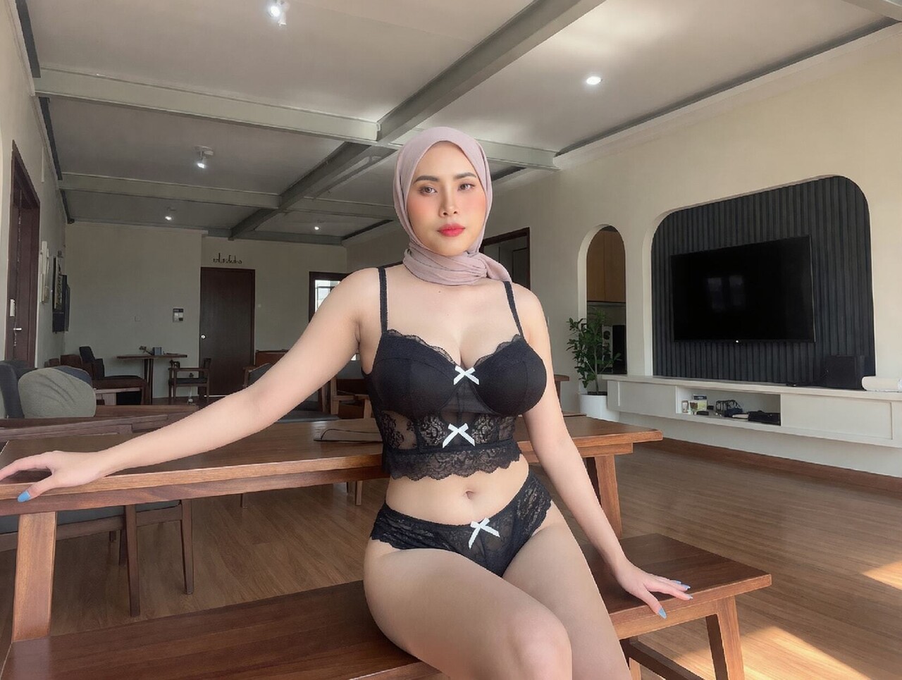 Asian Big Tits (OnlyFans)