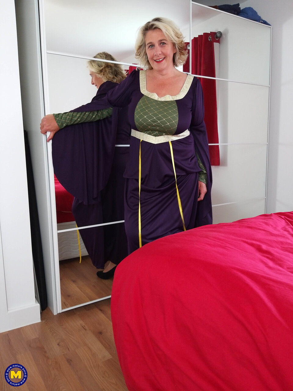 Blonde Mature Lady with Huge Tits Has Sex on Shaggy Rug