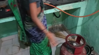 Sister-in-law Cutting Papaya Surprised by Brother-in-law From Behind